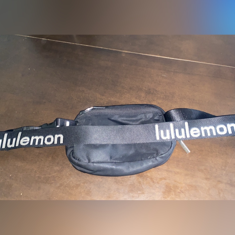 Lululemon strap bag